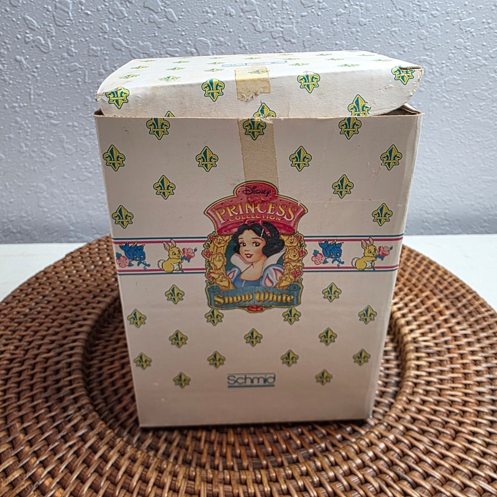 Disney Schmid Snow White Grumpy Music Box 'Childrens Marching Song' - Picture 10 of 11